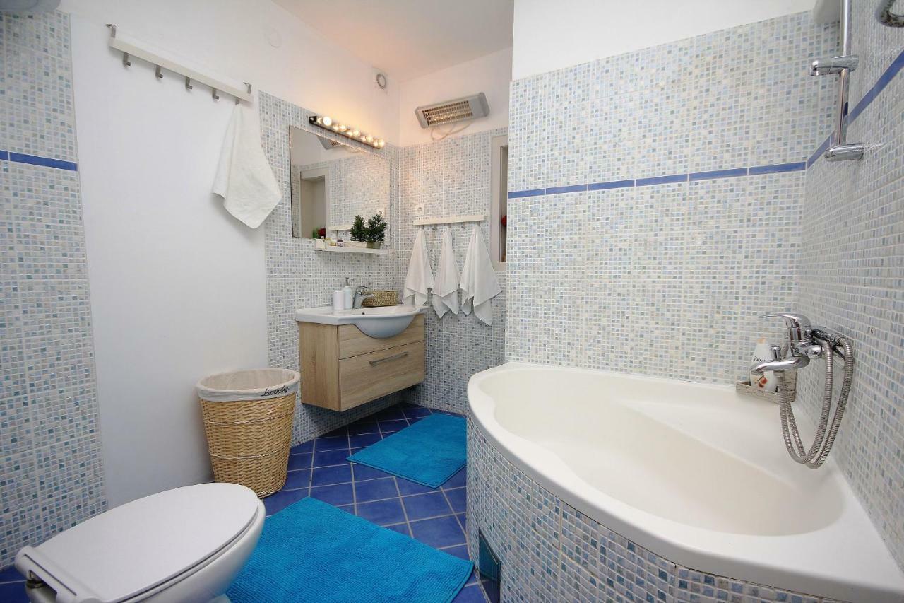 Mikula Apartment *
